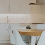 Mupa Apartment *